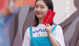 麻豆外婆的伶妹妹_,揭秘家族传奇背后的动人故事
